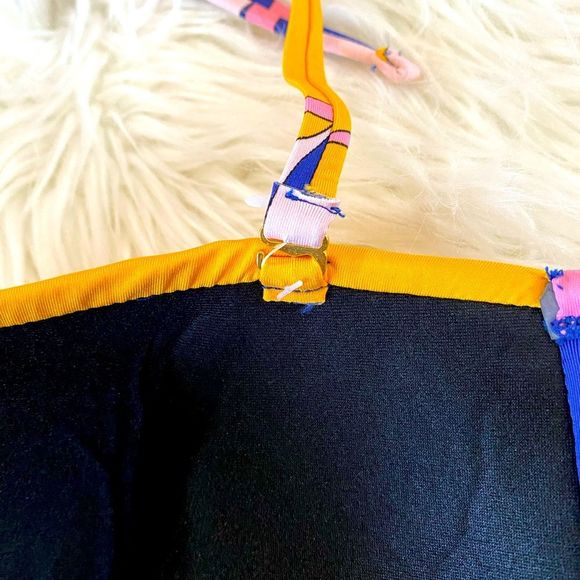 Trina Turk Breeze Multi Beach Twist-Front Bandeau Swim Bikini Top Size 14 - Picture 9 of 10